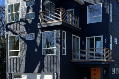 Image de City Views, Walk to Boa Stadium & City