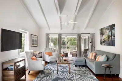 Image de Private Beach Path with Magical Mountain Views