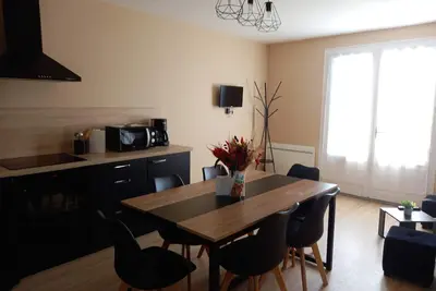 Image de Maison en lisière de forêt et plage