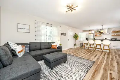 Image de Family ready-8min to beach by car & walk to dwtn