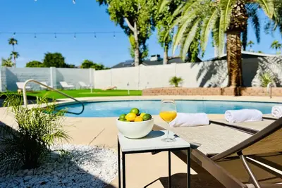 Image de Oasis - Heated Pool - King Bed - Game Room - Golf