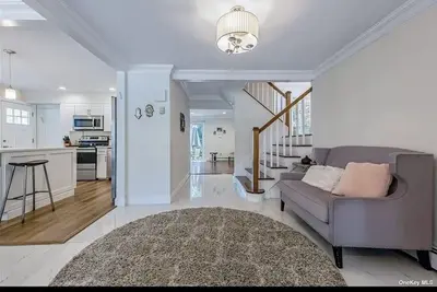 Image de Look no further!