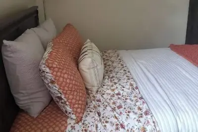 Image de Lake views await you in Milwaukee's 3-bedroom condo -17 min drive-