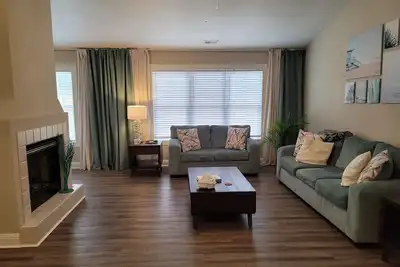 Image de Relaxing Cottage w/community pool & boat ramp - 10 minutes to Topsail Beaches!