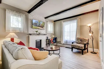 Image de 94 walk score - Capitol Hill Denver - New King Bed - 450Mbps Wifi