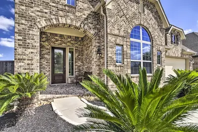 Image de Spacious Cypress Home in Fairfield Community!