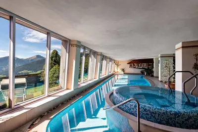 Image de Appartement Hohenegg Julian avec vue sur les montagnes, piscine partagée et Wi-Fi.
