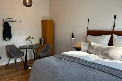 Image de Wunderschönes Studio für 2 Personen an der Elbe