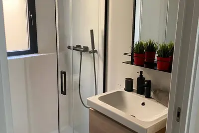 Image de 1. 1 Appart design à côté stade Fc Barcelone