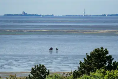 Image de Na72 Modern penthouse vacation apartment with sea view in Cuxhaven-Sahlenburg