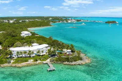 Image de ExumaOnTheRocks: Luxury Villa On its Own Private Peninsula