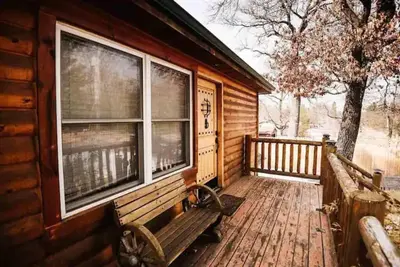 Image de Luxury Cabin by Castle Rock Lake/Wisconsin Dells! !