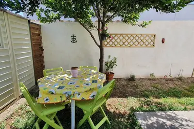 Image de Superbe T2 de 38m² avec jardin, piscine enfant et parking