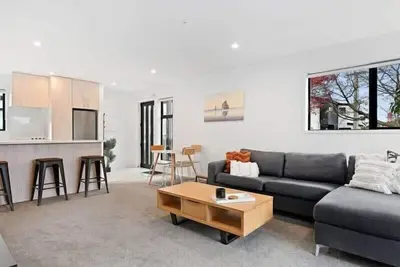 Image de Central Convenience on Armagh