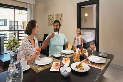 Image de Sweet suite with Vip member benefits at Lifestyles!