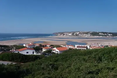 Image de Villa Marin - Moradia com Piscina Junto à Lagoa de Óbidos e Mar