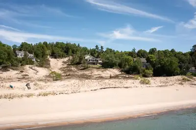Image de Private & secluded beachfront - completed in 2022!