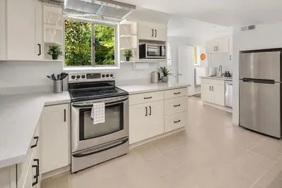 Image de Forest Apartment - Free Parking - Fast Wifi - Ac