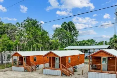 Image de Truth Harbors Cabin1 Pet Friendly, Steinhatchee Cabin - Sleeps 5