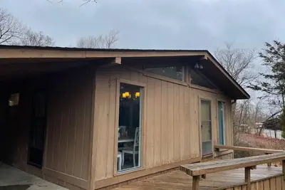 Image de Villa 5 · Poplar Bluff 2br/1. 5 Bath House (2022 Renovation)