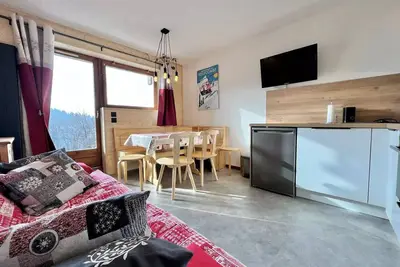 Image de Agréable appartement avec terrasse proche ski-bus et commerces