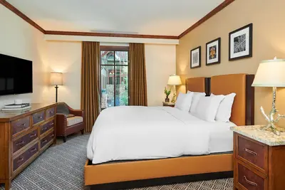 Ritz 3 bedroom ski in ski out Aspen Highlands