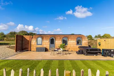 Andrus - Mayflower Meadow, romantic, with hot tub in Brandesburton