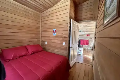 Image de Rudy’s roost Rental Cabin - near Back of the Dragon Route 16