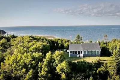 Image de Private Oceanfront Fisherman’s Cottage