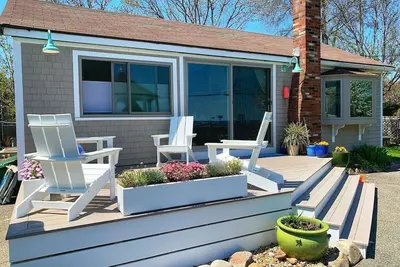 Image de Ocean Views in this Charming 2 bedroom Cottage