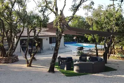 Image de Villa avec piscine sur 3 000m²