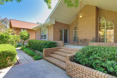 Image de Chic Home w/ Club Access Near Bay St Louis!