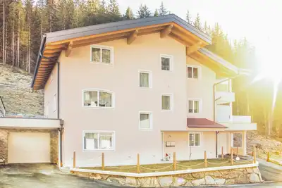 Superbe appartement à Schmirn avec WiFi