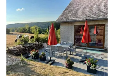 Image de Dans le parc naturel Viroin-Hermeton, Le gîte de la Champagne, animaux admis