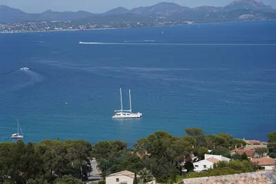Image de Villa vue mer panoramique, climatisée et piscine chauffée, à 900m des plages