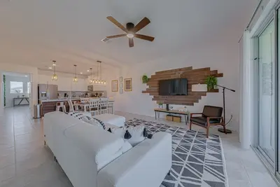 Image de Wonderful cozy 5-beds | 3 Bedrooms | 10mi Disney | Free Waterpark