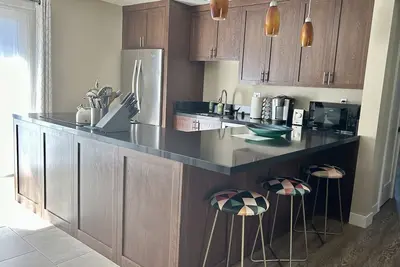 Image de Apt 8 Steps to the beach mountains view, minimum 31 day rent
