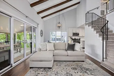 Image de Stylish 3br Lakefront Home on Kerr Lake