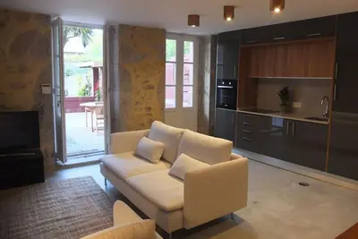 Image de Spacious and stylish flat with private terrace near the sea