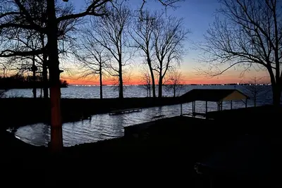 Image de Peaceful Lakehouse with Amazing Grand Lake Views