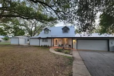 Image de Perfect River House with 2 acres in Great location