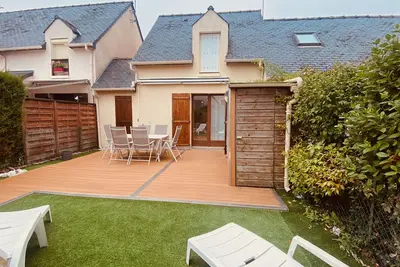 Image de Maison avec jardin dans une résidence avec piscine (à 10 min de la plage à pied)