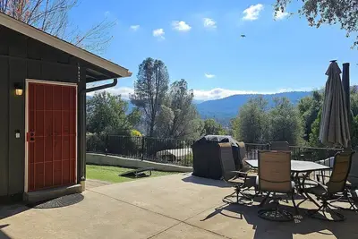 Image de Peaceful Yosemite Retreat-King Suite-Pet Friendly