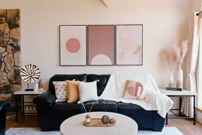 Image de Secluded Modern House | Gazebo, Pet, Bbq, Mtn View