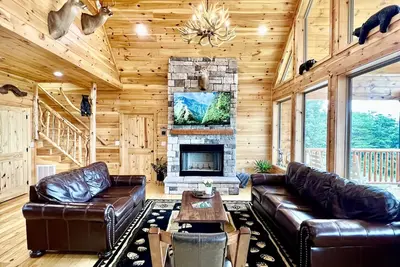 Image de Huge Mountains ⛰ Wheelchair Accessible, Sauna, Hot-tub, Pool table, Fire pit