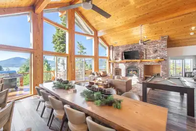 Image de Luxe Mountain Resort Escape - Exclusive 360° Lake Views