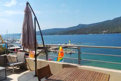 Image de Locpat-Superbe T2 Waterfront Full Sea View