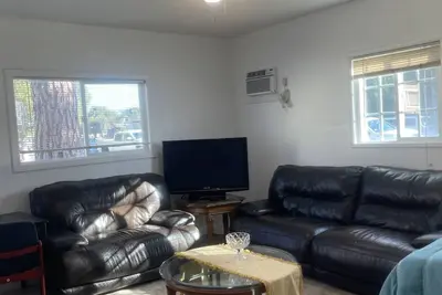 Image de Comfortable nice big studio. With full kitchen