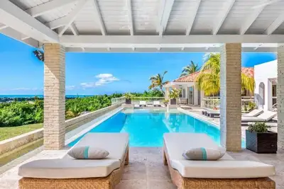 Image de French Caribbean meets Moroccan at La Favorita with three ocean view bedrooms