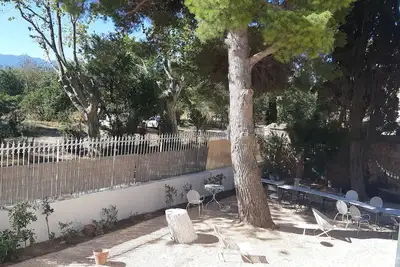 Image de Le mas Palegry : Chambre D'hôtes de Charme Côté Jardin